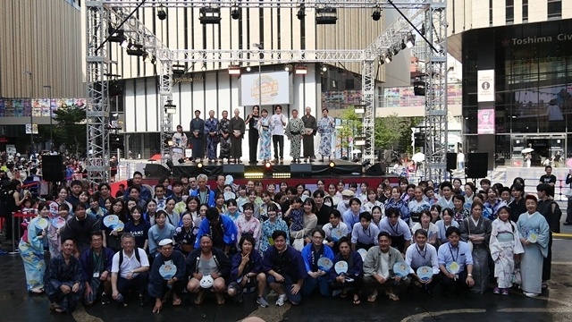 映画『仮面ライダーゼッツ＆超宇宙刑事ギャバン インフィニティ』Hareza池袋6周年記念イベントに今井竜太郎さん・長田光平さん登壇！　打ち水企画で、6周年の夏が華やかに開幕-5