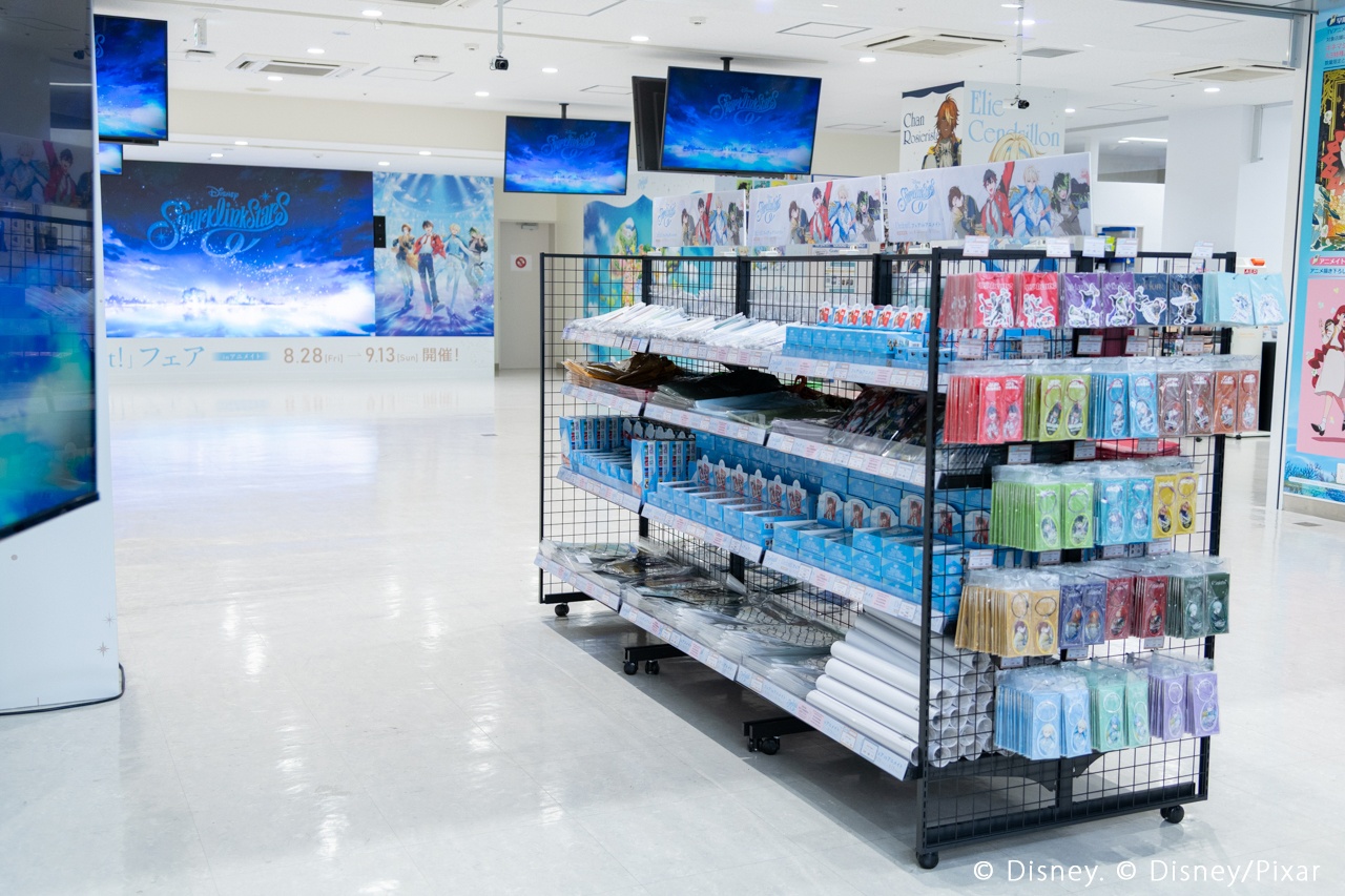 『ディズニー スパークリンク・スターズ』「Debut!」フェア inアニメイト開催記念！ 池袋本店で特別装飾＆POP UP STOREが展開中！【フォトレポート】-2