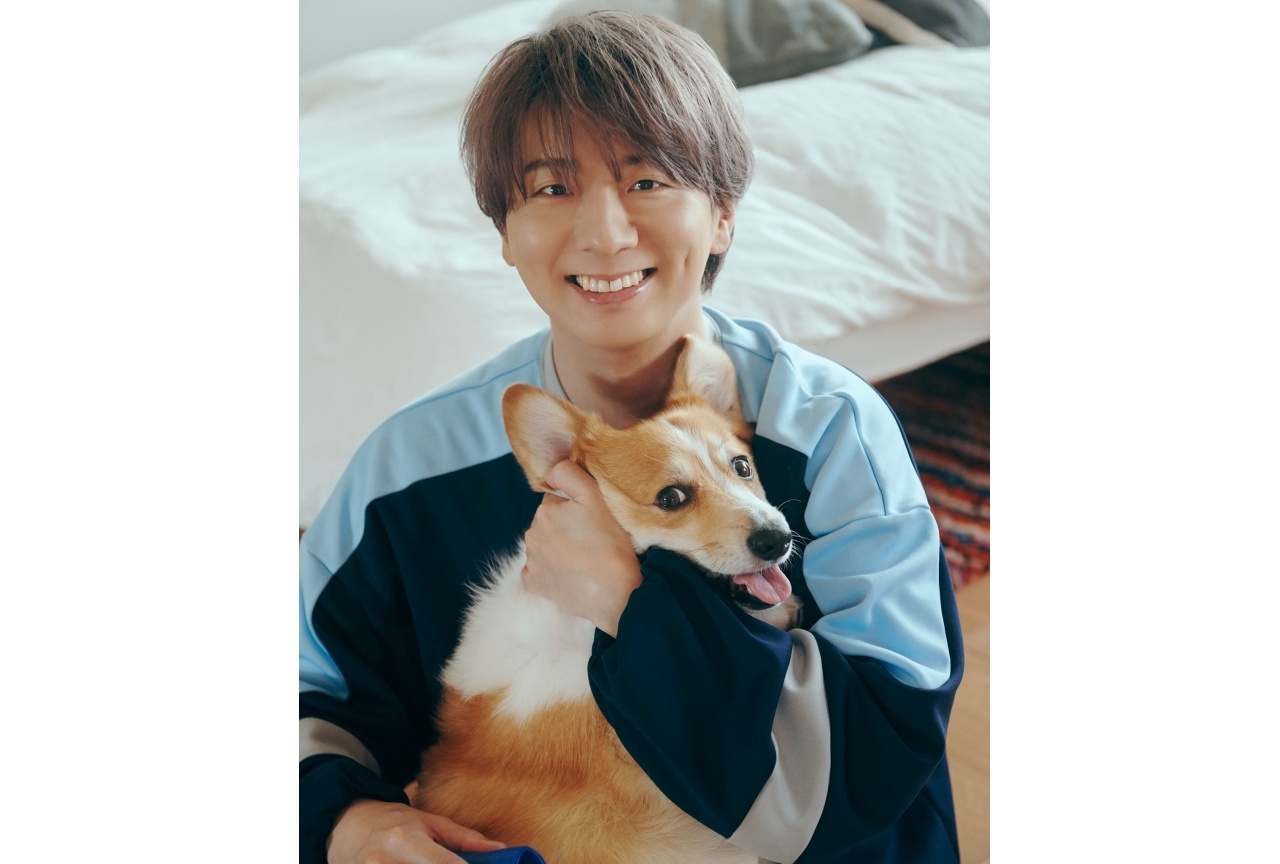 木村良平のフォトブック「酒と泪と良平とわんこ」が発売