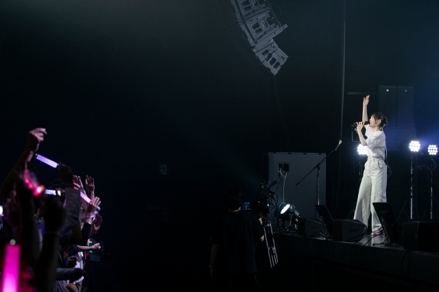 『HANAZAWA KANA Live 2026 “Clematis”』公式ライブレポート＆ライブ写真が到着！　2027年に8thアルバムとなる「未知数」がリリース決定-4
