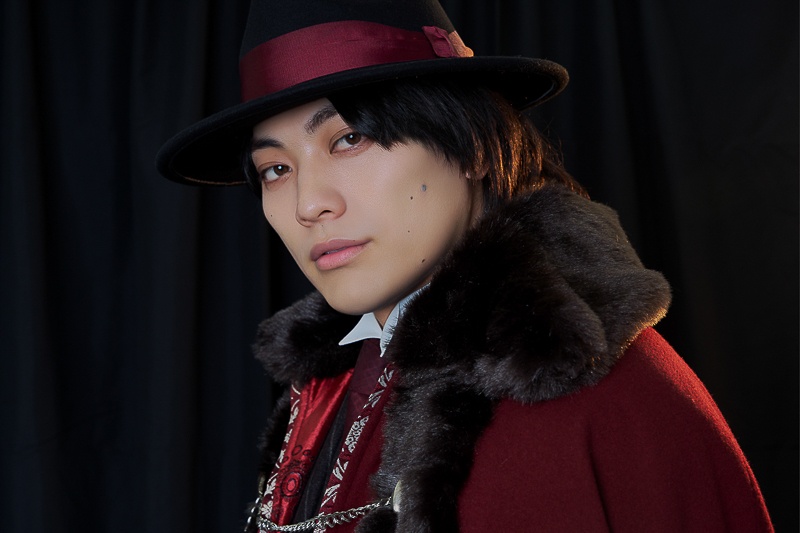 十二支同盟を束ねる“猫”はただのリーダーじゃない!? 仮面ライダーマオウの“イタズラな魅力”ーー『仮面ライダーマイス』 嶺髙華武利役・東啓介さんインタビュー-5