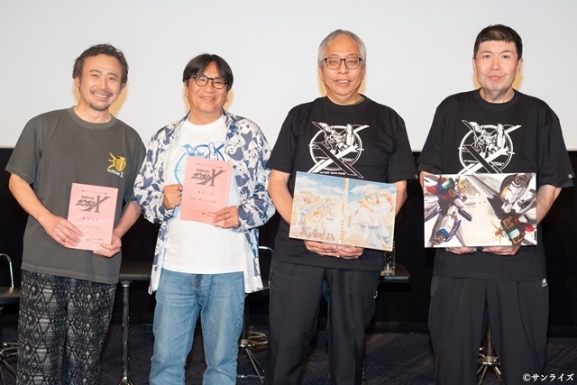 ▲左からガロード・ラン役の高木渉さん、監督の高松信司さん、キャラクターデザインの西村誠芳さん、メカニカルデザインの石垣純哉さん