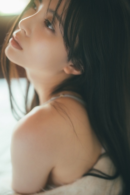 声優・結那さんの初写真集が2027年1月20日発売決定、特典情報や先行カット公開！　ロケ地はマレーシア屈指のリゾート地・ペナン島-4