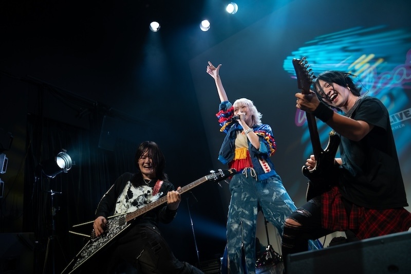 デビュー間もないMETANICKから歌手活動20周年の中川翔子、綾野ましろ、halcaがアニソンへの“好き”でつながる「animate Theater LIVE 2026 ~summer~」DAY2レポート-8