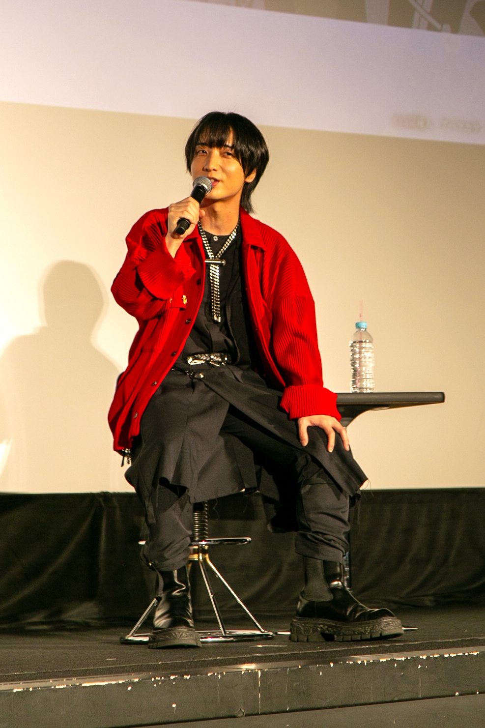 『葬送のフリーレン』アニメ3周年をキャスト＆ファンでお祝い。種﨑敦美さんへのサプライズも-4