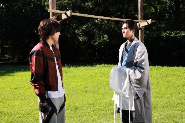 『超宇宙刑事ギャバン インフィニティVSライヤ』長田光平さんらキャスト＆スタッフ出演のYouTube生配信が11月1日に実施！　完成披露舞台挨拶が11月17日に開催、劇中場面カットも解禁-8