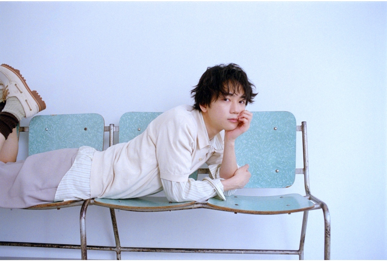 戸谷菊之介 1st EP「パーっとやろうぜ!」11/30発売|ジャケ写など解禁
