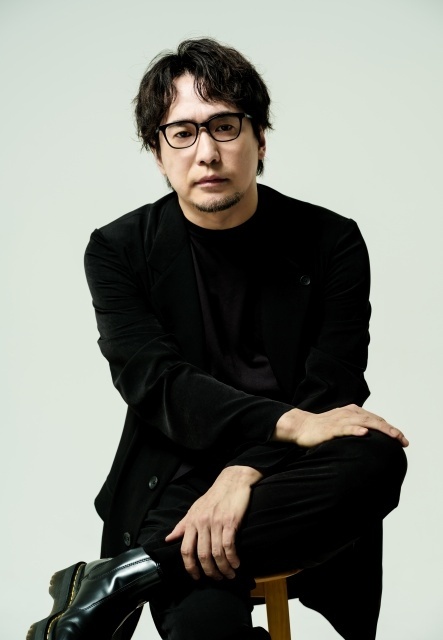 『冒険者ライセンスを剥奪されたおっさんだけど、愛娘ができたのでのんびり人生を謳歌する』2027年1月より放送決定！　ティザービジュアル＆ティザーPV公開｜メインキャストに安元洋貴さん、井口裕香さん-3