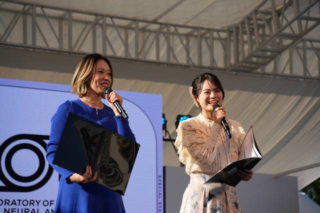 『LONA』「マチ★アソビ」スペシャルステージ公式レポートが到着！　主演の寿美菜子さん＆永瀬アンナさん、脚本・野木亜紀子氏、片桐崇監督らが制作秘話を語る-2