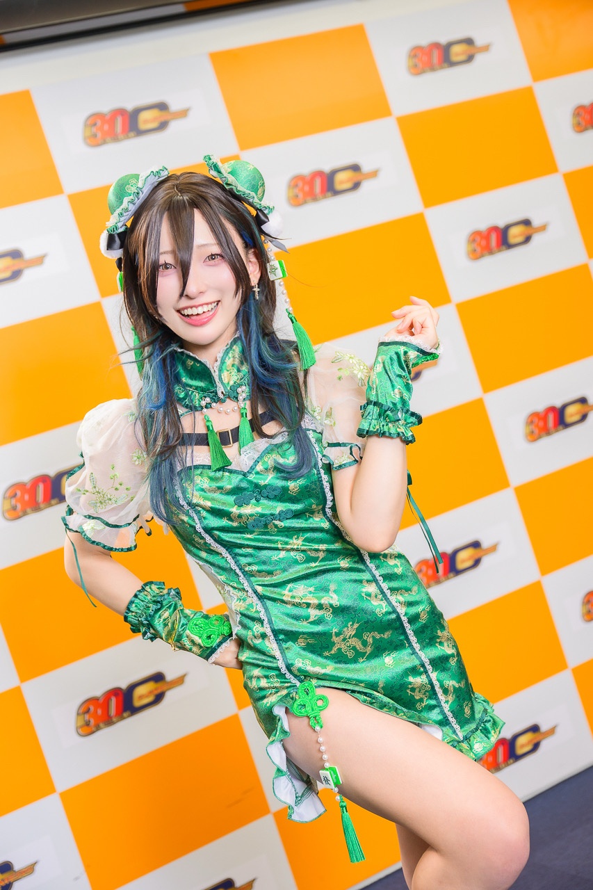 さくらーさんが制服風衣装とチャイナ服姿で参戦！「麻雀牌」モチーフのイヤリングなどこだわりが盛りだくさん！【ゲマコス14 撮り下ろしグラビア＆インタビュー】-7
