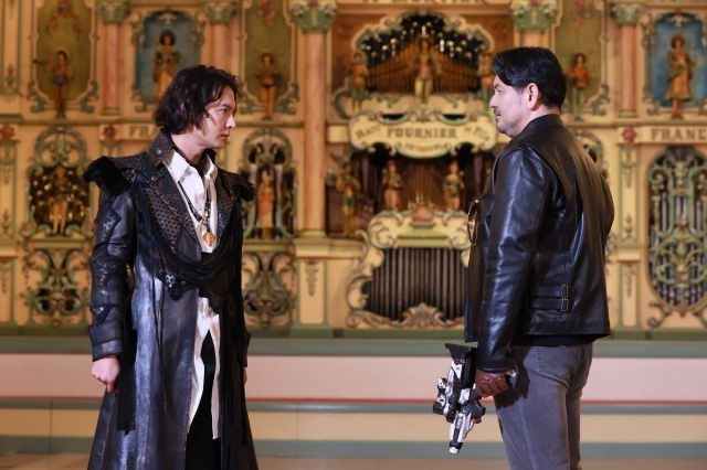 『超宇宙刑事ギャバン インフィニティVSライヤ』長田光平さんらキャスト＆スタッフ出演のYouTube生配信が11月1日に実施！　完成披露舞台挨拶が11月17日に開催、劇中場面カットも解禁-5