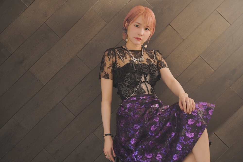 「歌っている時に、自分の中の何かを吐き出すような感覚があって」──『とある暗部の少女共棲』オープニング主題歌「Ghost Sequence」East Of Eden Vocal・湊あかねテキストインタビュー-2