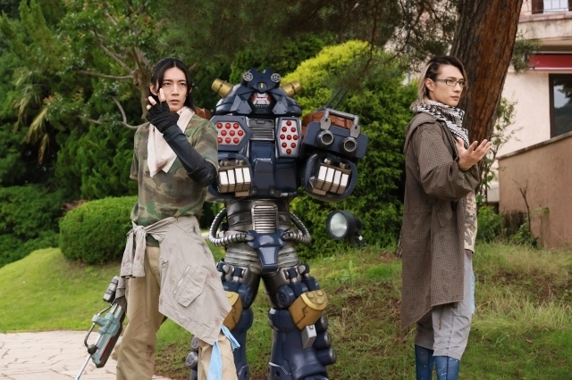 『超宇宙刑事ギャバン インフィニティVSライヤ』長田光平さんらキャスト＆スタッフ出演のYouTube生配信が11月1日に実施！　完成披露舞台挨拶が11月17日に開催、劇中場面カットも解禁-7