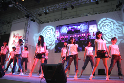 【C3×HOBBY2009】『キャラホビ2009』ステージイベントのトリを飾ったのはSKE48。 『真マジンガー衝撃!Z編』ED曲の熱唱と卒業メンバーのラストステージに感動-7