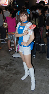 【TGS2009】女剣闘士からメイドさん、きらめき高校まで！　ゲームショウを彩る美麗なコンパニオンさんたちを画像で紹介!!-16