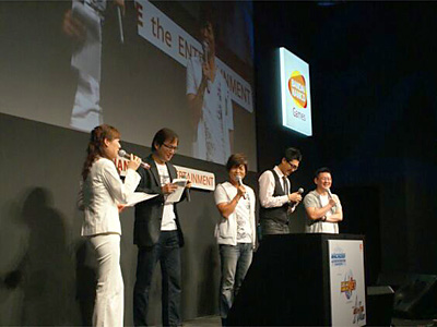 【TGS2009】バンダイナムコゲームスブースで3大ロボットゲームが大集合！中島愛さんがキラっ☆と歌い、古谷徹さんがリボーンズガンダムで出撃！-3