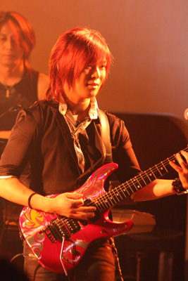 サイキックラバーが2ndアルバム発売記念のワンマンライブ『PYSCHIC LOVER LIVE 2009-LET’S TRY TOGETHER-』を開催。熱く盛り上がったステージをレポート！-3