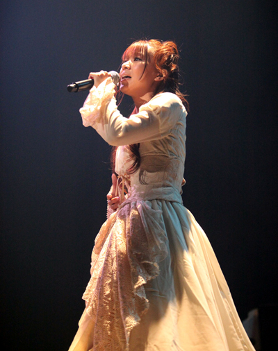 彩音さんが東名阪ツアー『Ayane Live Tour 2009』の追加公演を赤坂BLITZで開催！　豪華ゲストも出演した自身最大のライブは大成功!!-5