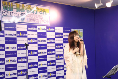 ファンタジーボーカルアルバム『グリオットの眠り姫』を10/14にリリースした霜月はるかさんがアニメイト横浜店で発売記念イベント開催！-5