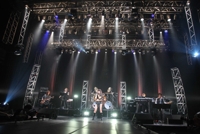 宮崎羽衣さんが『宮崎羽衣1st LIVE TOUR 2009“UI1”』を開催！2010年2月6日には待望の追加公演も決定!!の画像-6
