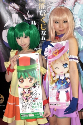 「あたしのくじをひけーっ！」大人気『一番くじプレミアム 劇場版マクロスF～イツワリノウタヒメ～』プラボ中野での販売風景を紹介――シェリルとランカのコスプレイヤー写真も大量掲載！-5