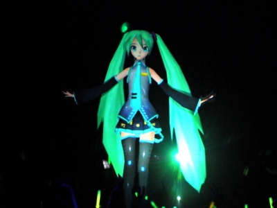 その日、“初音ミク”は確かにそこにいた。“ミクの日感謝祭 39’s Giving Day”より「初音ミク・ひるコンサート ～こんにちは、初音ミクです。～」をレポート！-1