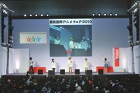 【TAF2010】合言葉は「二回死ね！」!?　ライブ初披露も「にゃー！」っと盛り上がった迷い猫オーバーラン！“別に見に来て欲しくなんてないんだからねっ”ステージレポート-3