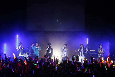 『Lucian Bee’s -ROMANXIA WORLD TOUR 2010 in YOKOHAMA-』が開催！　ロマンシアの熱いライブと12名のキャストが共演する豪華イベントに-1