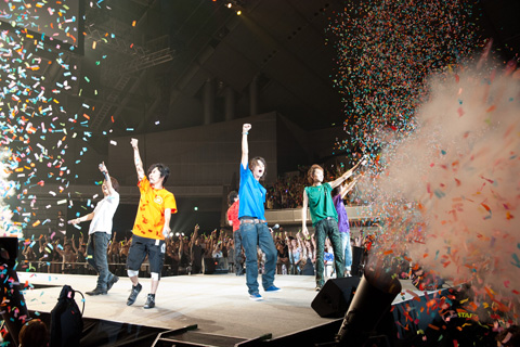 いよいよ公開まで1ヶ月を切った今、12000人のファンが集結して『gundam00 supporter's gathering 2010』が開催！-1