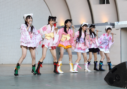 ももいろクローバーが代々木公園野外ステージでライブ！全18曲熱唱でファン3000人が熱狂!!-3