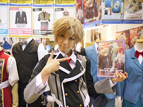 【コミケ79】コスプレ衣装は勿論、「テイルズ オブ」シリーズのドラマCDや『けいおん!!』スカジャン、更に『Starry☆Sky』のスペシャルアイテムも販売のACOSブース!-1