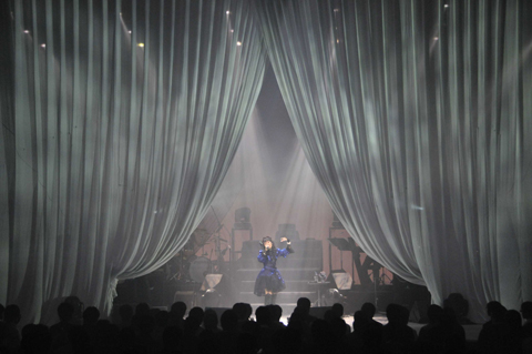 Asrielが初のホールライブ『Asriel Live in 日本青年館“Angelrhythm”』を開催！　1月26日発売の『Angelrythm』からの新曲も披露-9