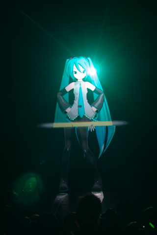 新ニコミュは『ココロ』『DEAR BOYS』！　初音ミクと鏡音リンもライブに駆けつけた“ニコニコ大会議2010-2011全国ツアーFINAL（凹）”をレポート！-4