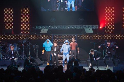 新ニコミュは『ココロ』『DEAR BOYS』！　初音ミクと鏡音リンもライブに駆けつけた“ニコニコ大会議2010-2011全国ツアーFINAL（凹）”をレポート！-7