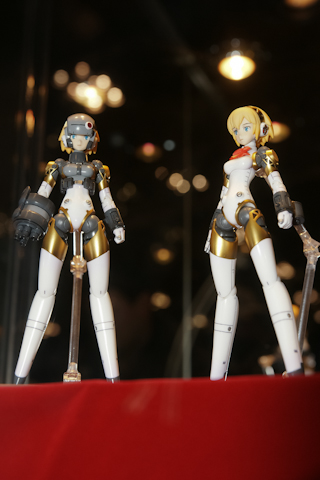 【WF2011冬】企業ブースの注目フィギュアやアイテムを紹介！　その1-3