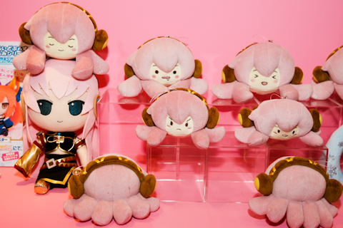 【WF2011冬】企業ブースの注目フィギュアやアイテムを紹介！　その2-9