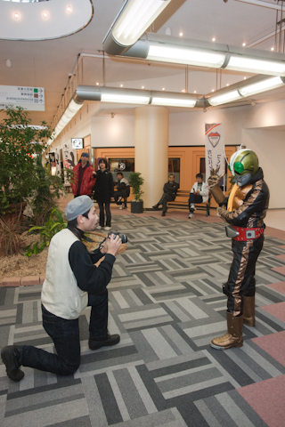 最先端の研究も展示で未来とコラボ――「つっコミ!! - つくばSF・コミックフェスタ2011」レポート～萌え米からイバライガー、二足歩行ロボットまで！-11