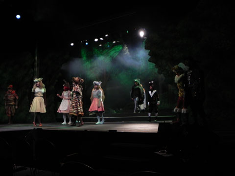 大山真志クンはじめフレッシュなキャストが熱演！――絶賛公演中の『オオカミ王　ロボ～シートン動物記より～』ゲネプロの様子を紹介-8