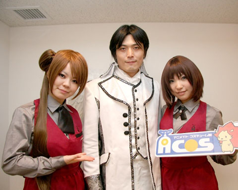 高橋広樹が自由に企画&実現していく番組『高橋番組(仮)』。番組から誕生したのは何と醤油とディナーショー用の豪華衣装!?ということで、完成した豪華衣装お披露目の現場で、高橋広樹さんに直撃インタビュー!!-2