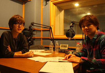 声優・櫻井孝宏が旅に出る新ラジオ番組『魅惑ツアーズ』が配信中 