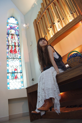 新世代の癒し系シンガー・IKUが5月25日にミニアルバム『ROBE』をリリースで記念インタビュー「今のIKUは“こんな感じだよ”って感じ取ってもらえる作品に仕上がりました」-1