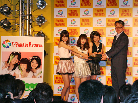 タワーレコード初のアイドル専門レーベル「T-Palette Records」お披露目イベントをレポート！第一弾アーティストはバニラビーンズ＆Negicco!!-5