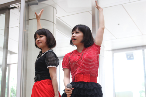 『デジモン』シリーズ史上初の女性アーティストによる主題歌を担当するtwillのCD発売記念イベントで和田光司と初共演!!-1