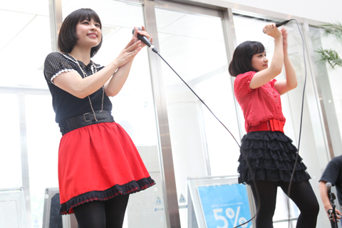 『デジモン』シリーズ史上初の女性アーティストによる主題歌を担当するtwillのCD発売記念イベントで和田光司と初共演!!-3