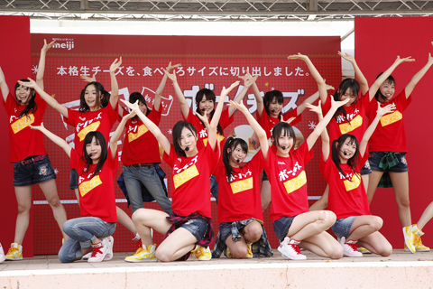 夏の暑さを吹き飛ばす！SKE48が「明治ボーノチーズ」発売記念イベントでスペシャルライブ!!-5