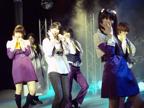次世代声優アイドル8人が元気いっぱい萌え萌えダンスでファンを魅了♪TVアニメ『R-15』×「アニ☆ゆめ」コラボイベントをレポート！