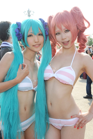 【コミケ80】2日目コスプレフォトvol.05　ボカロにシュタゲ……今のシーンがわかるコスプレ広場は百花繚乱のワールドだ！-13