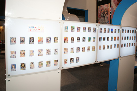 【キャラホビ2011】ブシロードブースでは、新作カードゲーム「花咲くいろは」を先行発売！