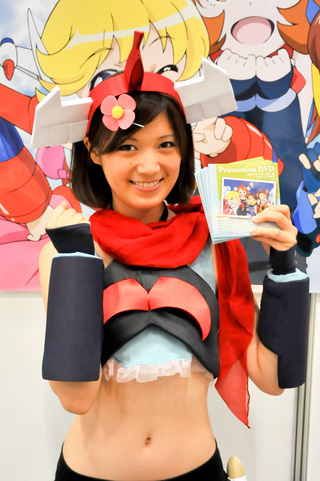 【キャラホビ2011】コスプレレポ（７）――コスプレプラザはもちろんだけど、企業ブースのコンパニオンさんたちも姿も美しかった！キャラホビの企業ブースコンパニオンさんを大紹介！　メイドと戦車はもはや夏の風物詩！？-4