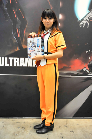 【キャラホビ2011】コスプレレポ（７）――コスプレプラザはもちろんだけど、企業ブースのコンパニオンさんたちも姿も美しかった！キャラホビの企業ブースコンパニオンさんを大紹介！　メイドと戦車はもはや夏の風物詩！？-10